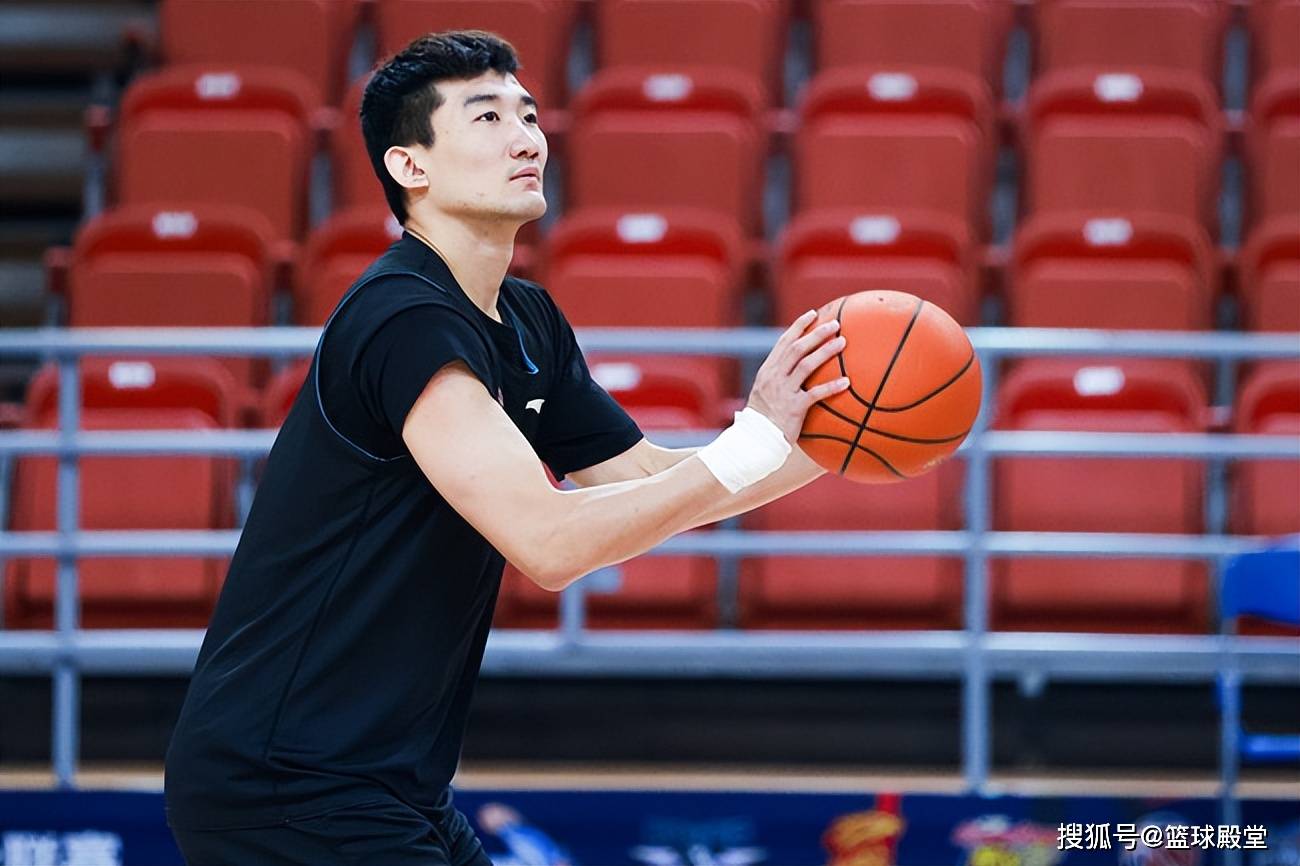 乐鱼体育官方网站风云突变皇家马德里赛前更衣室发声今晨新疆广汇伤情更新，现场解说直呼：广厦男篮调整名单备战意甲的简单介绍